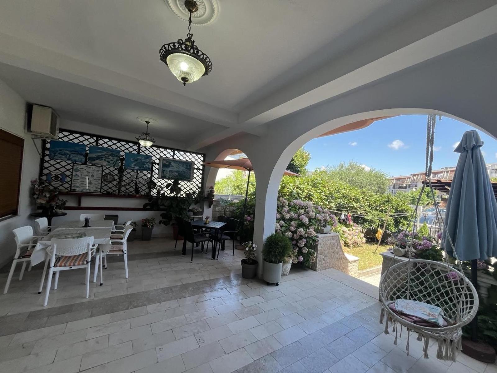 Studio Rooms Moncherie Улцинь Экстерьер фото